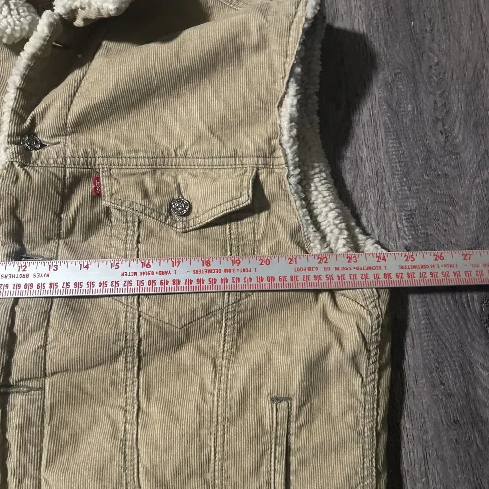 Levi's Corduroy And Sherpa Trucker Vest Size Large Beige Taupe Country Workwear